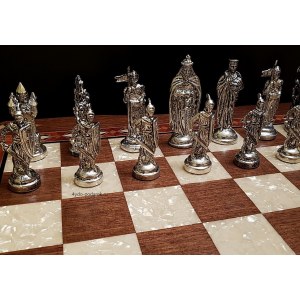 Шахматы "Сражение" орех антик