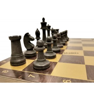 Шахматы Турнирные с фигурами из бука в доске люкс 40