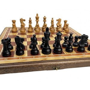 Шахматы Ход Короля махагон 45 с фигурами из бука Стаунтон