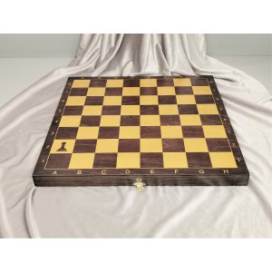 Шахматы Гроссмейстерские в доске люкс c бархатным ложементом 