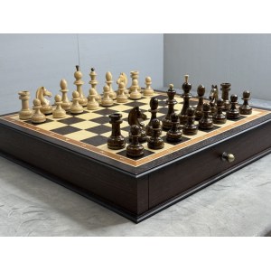Шахматный ларец подарочный с фигурами из дуба