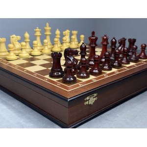 Шахматы подарочные с фигурами из самшита