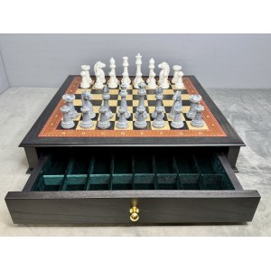 Шахматы подарочные в ларце с фигурами из мрамора